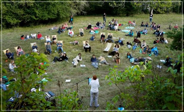 "Comment la parole…" : spectacle nomade