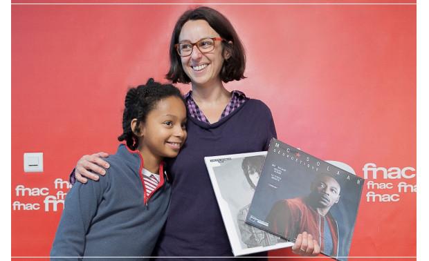 Malika Ferrara gagnante concours de sleeveface Nuit des bibliothèques 2017